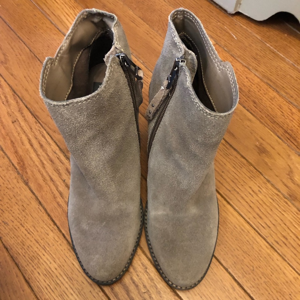 Dolce Vita booties size 6